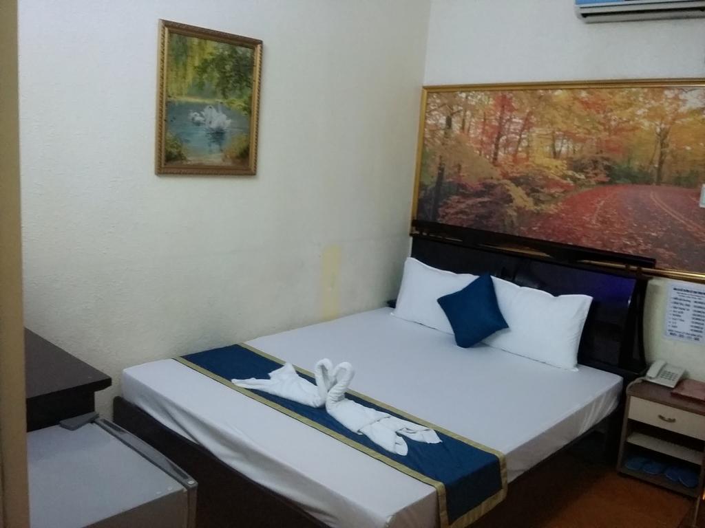 Tân Hà Hotel Hô Chi Minh-Ville Extérieur photo
