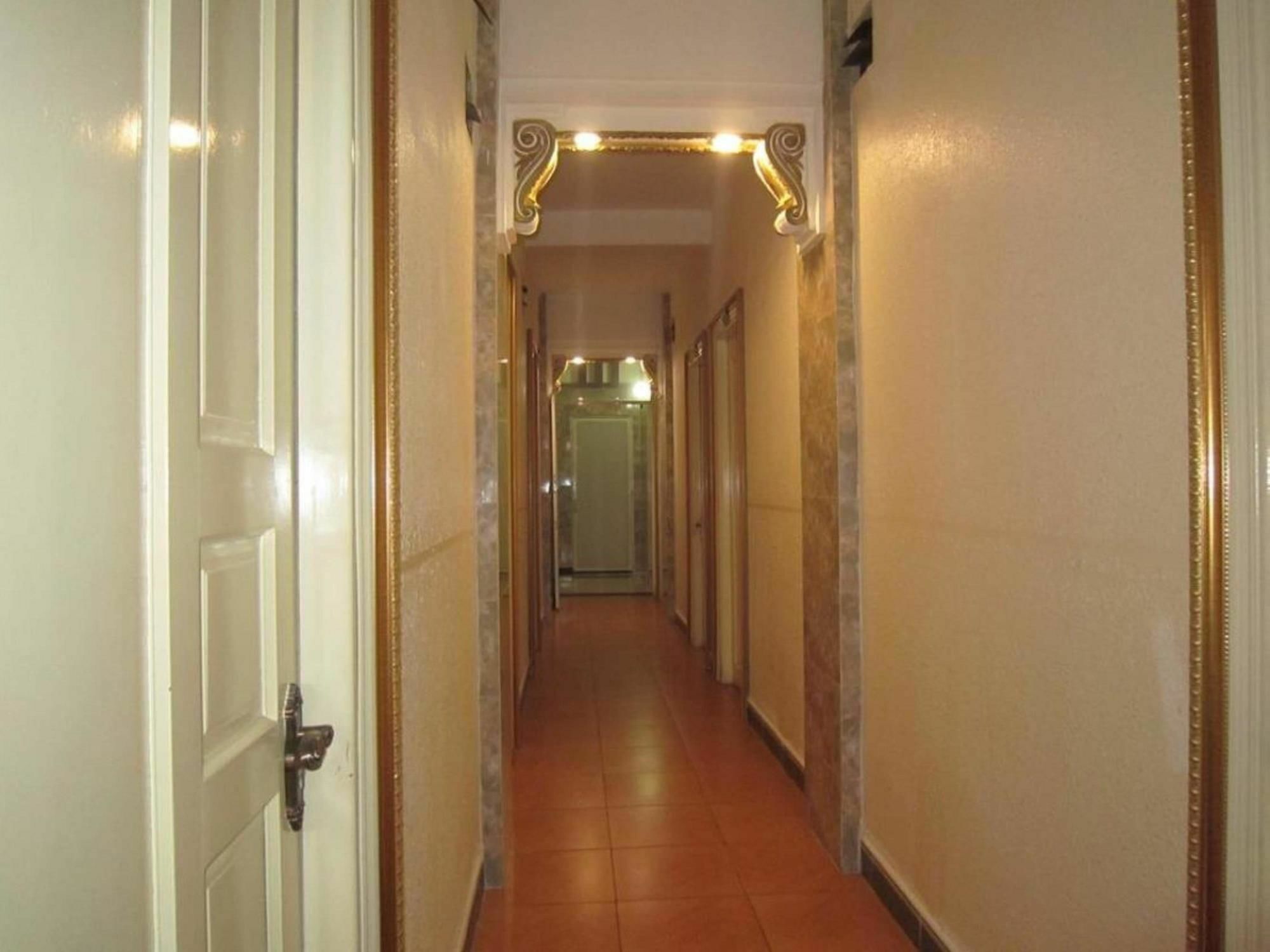 Tân Hà Hotel Hô Chi Minh-Ville Extérieur photo