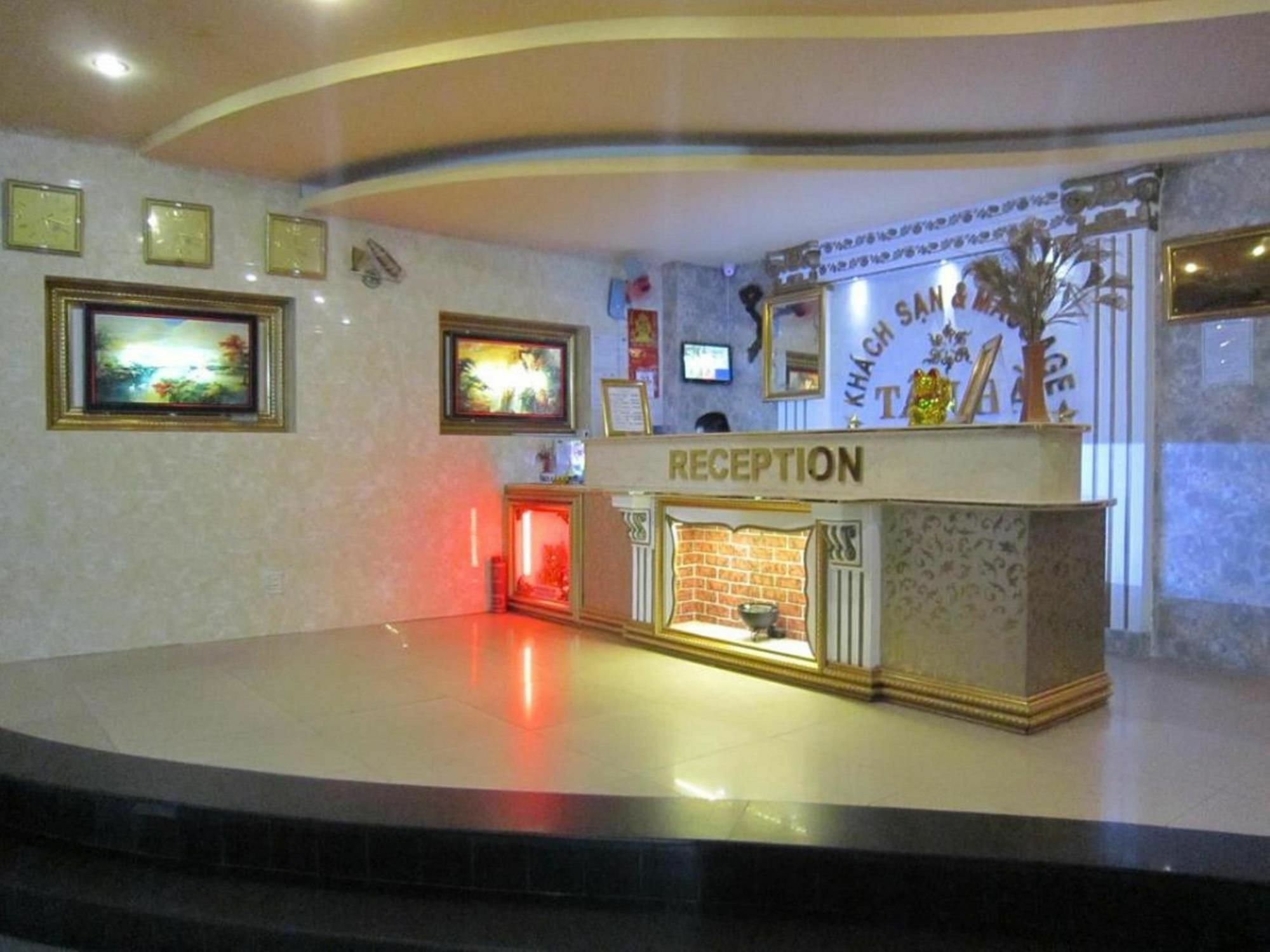 Tân Hà Hotel Hô Chi Minh-Ville Extérieur photo