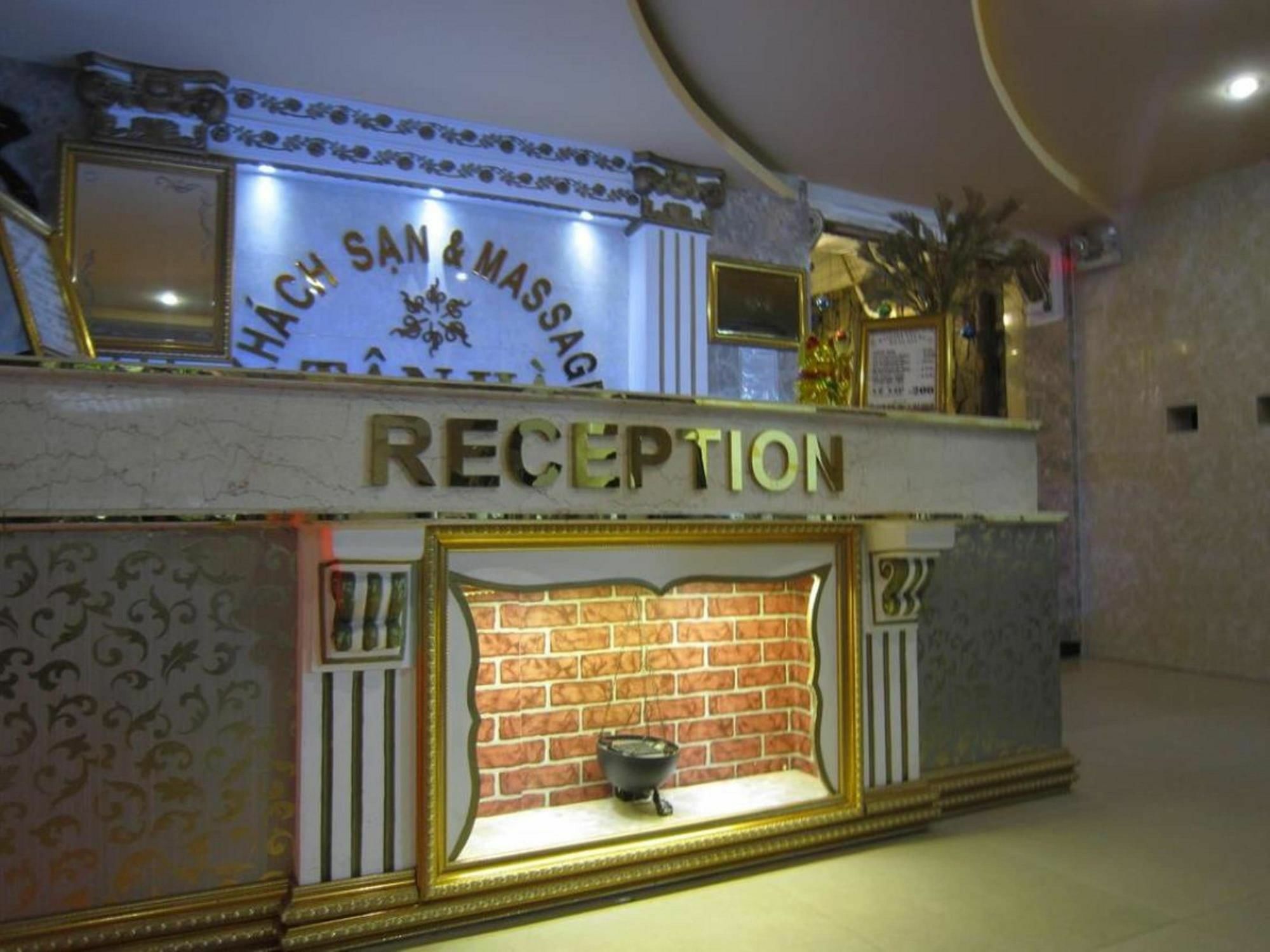 Tân Hà Hotel Hô Chi Minh-Ville Extérieur photo